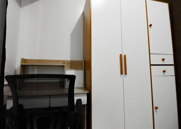 Smart Cozy Air Residences Makati * Manila