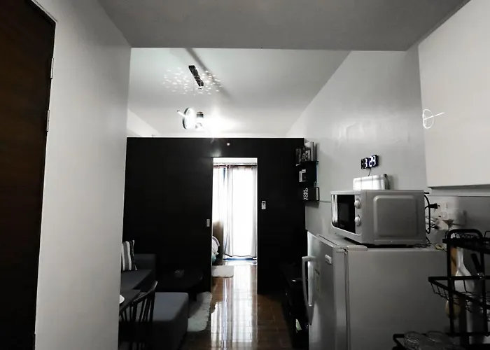 Smart Cozy Air Residences Makati * Manila