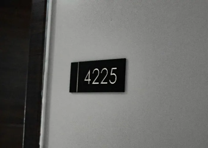 Smart Cozy Air Residences Makati * Manila